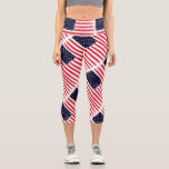 Leggings Capri Bandera estadounidense patriótica bandera estadoun<br><div class="desc">Muéstrate orgullo por los EE.UU. con estas cómodas y de alta calidad piernas capri con un diseño inspirado en la bandera de EE.UU.  Agregue texto personalizado,  monograma,  etc. para personalizar. Perfecto para hacer ejercicio o salir de cualquier evento patriótico.</div>