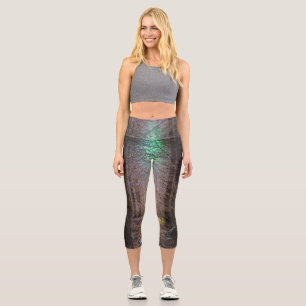Leggings Capri Bosque de abetos misteriosos