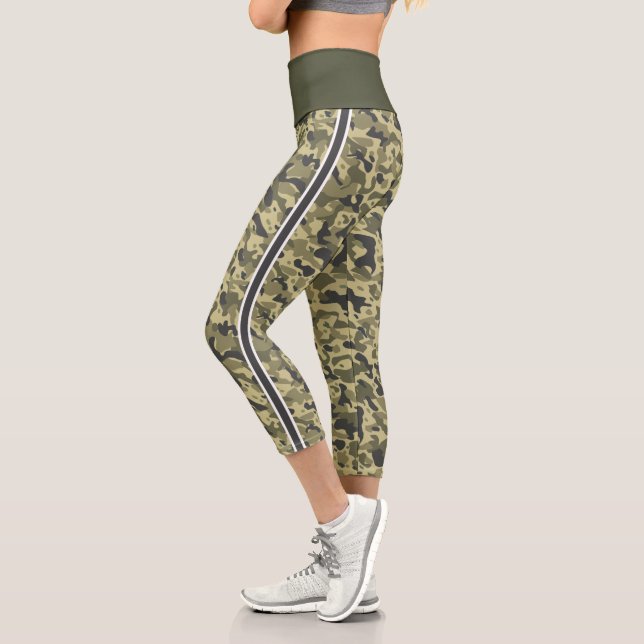 Leggings Capri camuflaje verde militar franja blanca y gris (Izquierda)