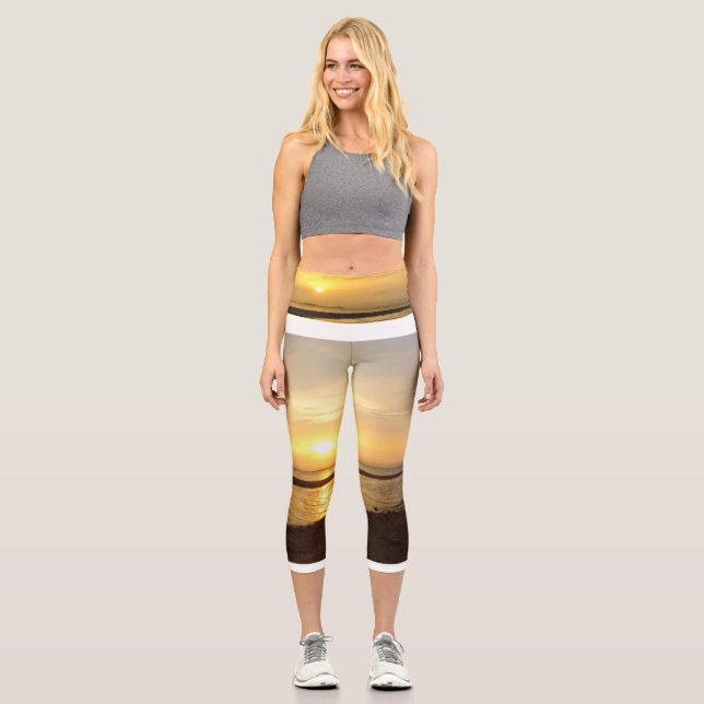 Leggings Capri Capri del amanecer radiante - Abrace el día con es (Anverso)
