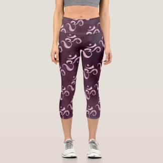 Leggings Capri Chispa Rosa Om Esparcida Tiedye Monocromo Granate