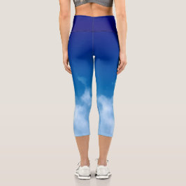 Leggings Capri Cielo azul profundo de nube suave