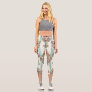 Leggings Capri Claves de época, cerraduras: patrón de mano libre.