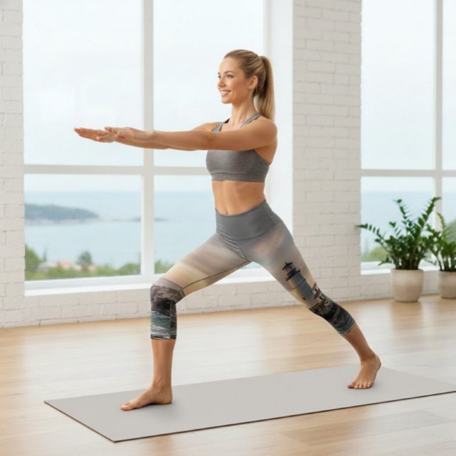 Leggings Capri Coastal Serenity Lighthouse Yoga Capris (Subido por el creador)