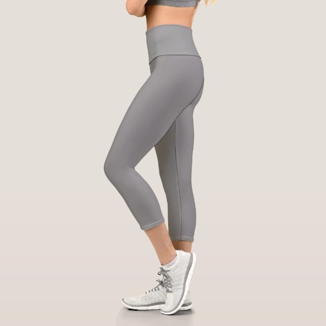 Leggings Capri Color sólido gris oprimido | Clásico Elegante (Izquierda)