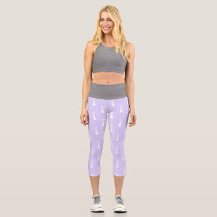 Leggings Capri Conejo de Patrón de Color Pastel con Fondo Azul Ma