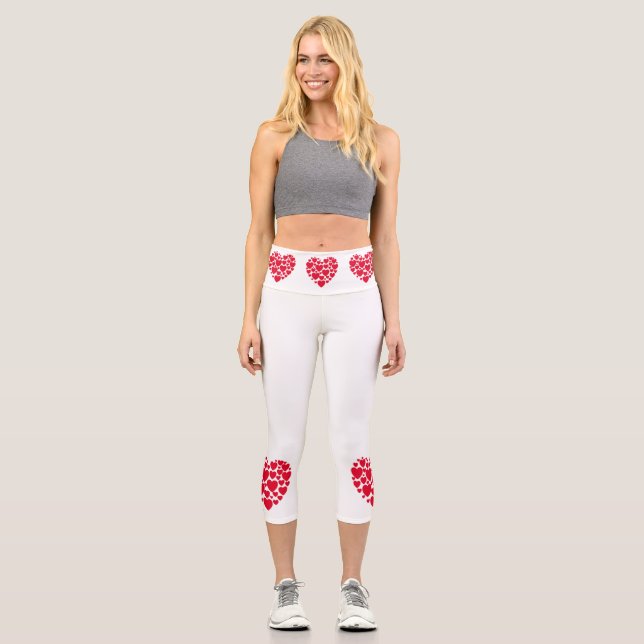 Leggings Capri Corazones rojos, piernas (Anverso)