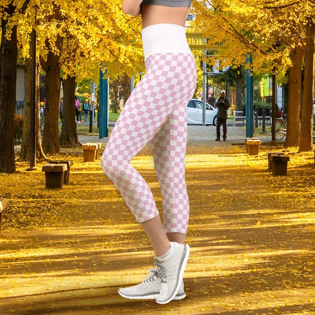 Leggings Capri Cuadros rosa y blanco (Checkerboard Pink White Capri Leggings)
