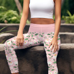 Leggings Capri Daisy dulce Floral Rosa<br><div class="desc">Aprovecha el encanto de la primavera con estas adorables leggings de capri florales de margarita rosa y blanca. Con un delicioso patrón de delicadas mareas sobre un suave fondo rosa, estas leggings son perfectas para añadir un toque de brillo a tu armario diario. Ya sea que esté haciendo recados o...</div>