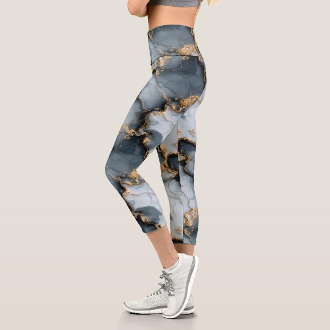 Leggings Capri Dark Blue Marble Texture with Liquid Gold Veins (Izquierda)