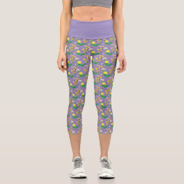 Leggings Capri Delicado estampado de flores silvestres en lila.