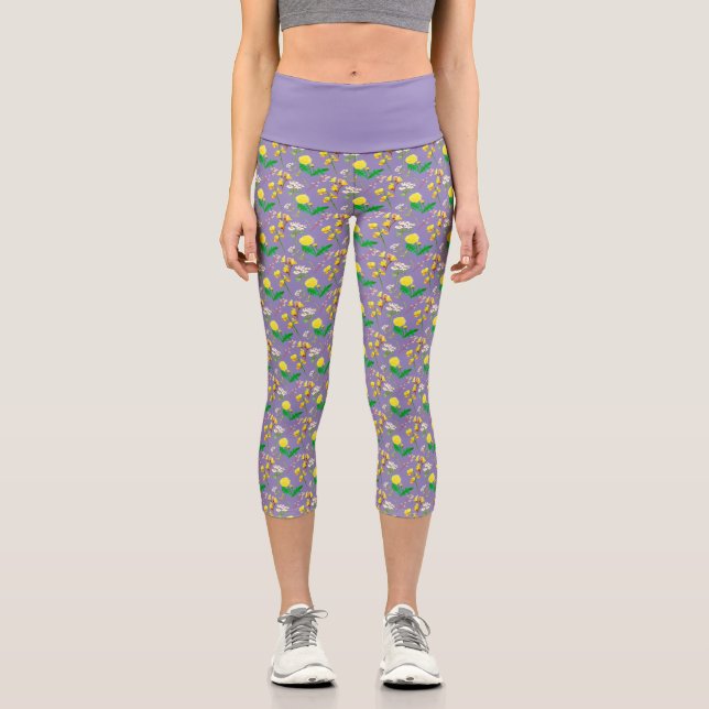 Leggings Capri Delicado estampado de flores silvestres en lila. (Anverso)