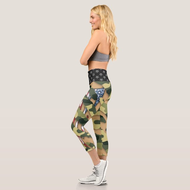 Leggings Capri Despojado de camuflaje verde, y una bandera de EEU (Izquierda)