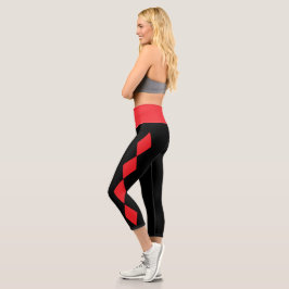 Leggings Capri Diamantes rojos sobre las leggantas de capri negro