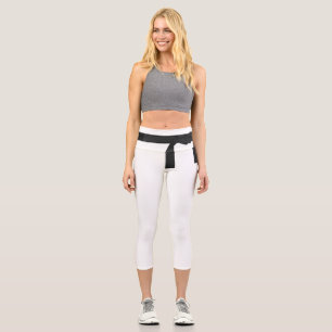 Leggings Capri Diviértete con Cinturón Negro de Judo Karate