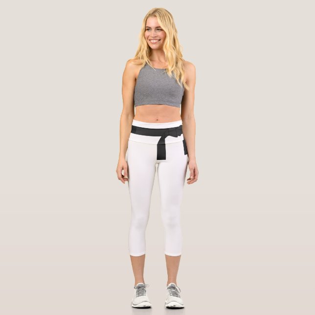 Leggings Capri Diviértete con Cinturón Negro de Judo Karate (Anverso)