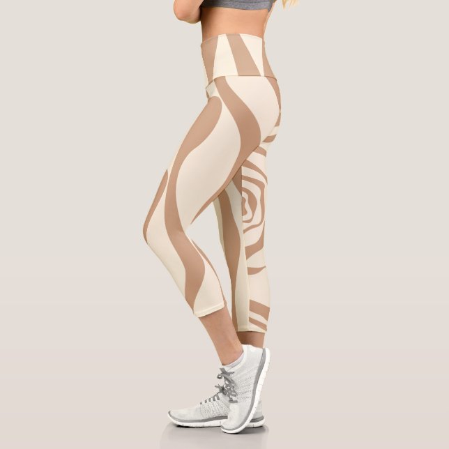 Leggings Capri Ebb y Flow 4 en Tan y Cream (Izquierda)