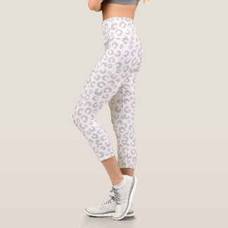 Leggings Capri Elegante patrón de leopardo Purpurina plateado
