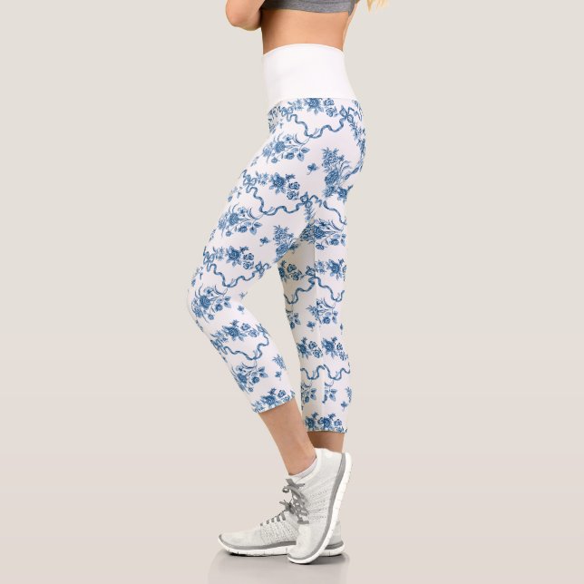 Leggings Capri Elegantes Rosas azules grabados de época y cintas (Izquierda)