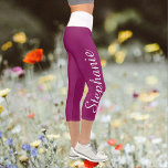 Leggings Capri ELIJA SUS personalizados DE COLOR de yoga para las<br><div class="desc">¡ELIJA SUS personalizados DE COLOR de yoga para capri leggings! Borde a borde impreso, con su nombre en un guión grande en blanco en una pierna! La muestra es una bayeta rica con una banda de cintura blanca, pero usted puede fácilmente personalizar al color de su elección. También es fácil...</div>