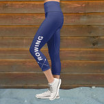 Leggings Capri Equipo De La Tripulación Cruzó La Marina Personali<br><div class="desc">Súper cómodas leggings capri para miembros del equipo de remo/tripulación. Cambie fácilmente la redacción - agregue el nombre del equipo y cambie el fondo para que coincida con los colores del equipo. Leggings de alta calidad,  perfectas para entrar o salir del agua.</div>