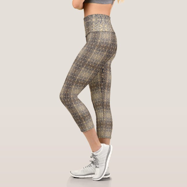 Leggings Capri Ethereal Vision – Beyond Reality15 (Izquierda)