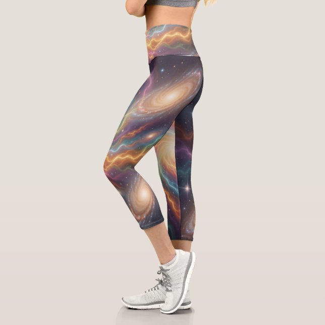Leggings Capri Ethereal Vision – Beyond Reality37 (Izquierda)