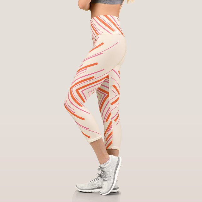 Leggings Capri Flechas en rosa, Naranja y crema (Izquierda)