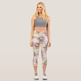 Leggings Capri Flor decorativa sin fisuras con perla amarilla