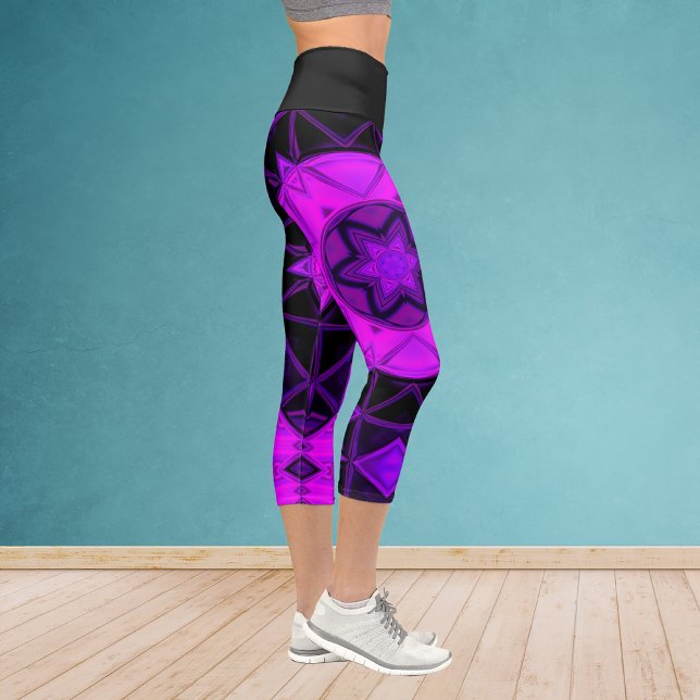 Leggings Capri Flor Mosaic Kaleidoscope Morado y Legión Negra (Subido por el creador)