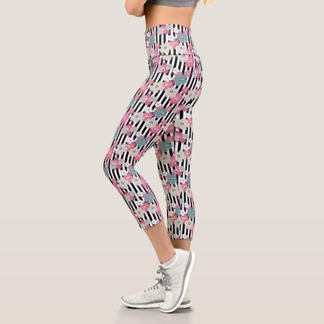 Leggings Capri Floral, a rayas (Izquierda)