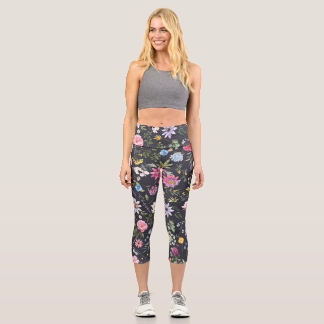 Leggings Capri Floral acuática: Patrón de verano suave. (Anverso)