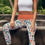 Leggings Capri Floral De Color Acuático De Rosa Y Rosa Girona<br><div class="desc">Abran su lado femenino con estas románticas leggings de capri, con un delicado diseño floral de acuarela de melocotón y rosas rosas rosas rosas. Los colores suaves y oníricos y las hermosas flores hacen que estas leggings sean perfectas para un día informal o para una ocasión especial. El cómodo y...</div>