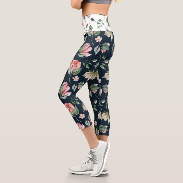 Leggings Capri floral de primavera de medianoche (Izquierda)