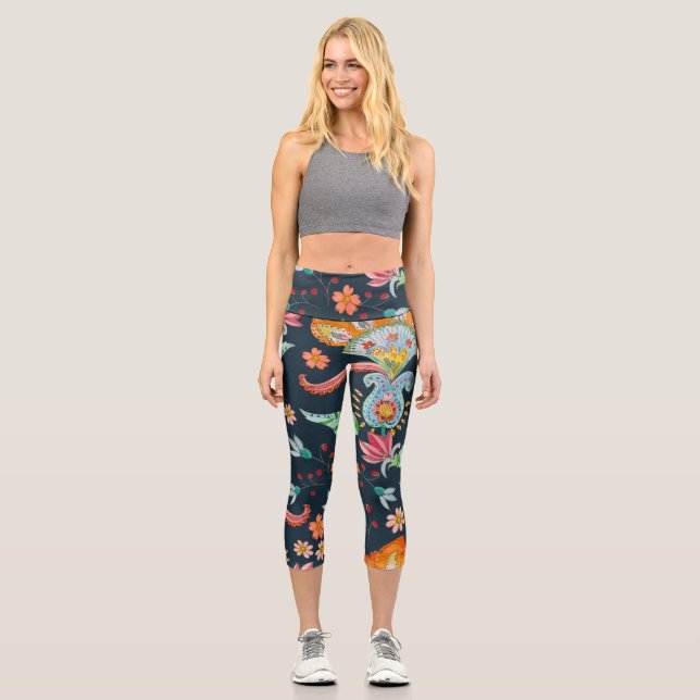 Leggings Capri Floral Delight: Textura de flores acuáticas (Anverso)