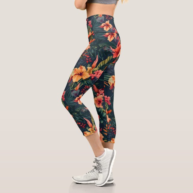 Leggings Capri Flores Hibiscus, Patrón Floral Tropical (Izquierda)