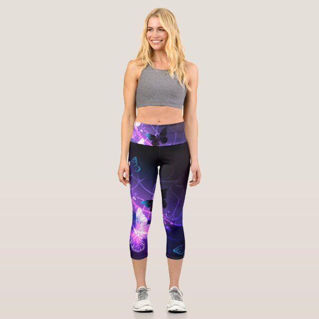 Leggings Capri Fondo con mariposas nocturnas (Anverso)