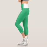 Leggings Capri fondo verde con borde blanco<br><div class="desc">Descubra la última moda de diseño web con un nuevo esquema de color de fondo verde y borde blanco. Se inspira en el estilo minimalista y el concepto creativo para un aspecto elegante y moderno.</div>