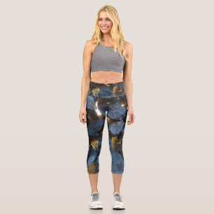 Leggings Capri Fotografía rusa en pared de piedra croata