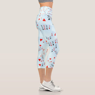 Leggings Capri "Full House Frenzy: Cuatro amenazas dispersas"