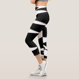 Leggings Capri Funky Abstract Art Black White