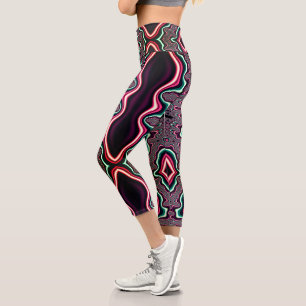 Leggings Capri Funky Patrón Psicodélico Verde y Fractal Rojo