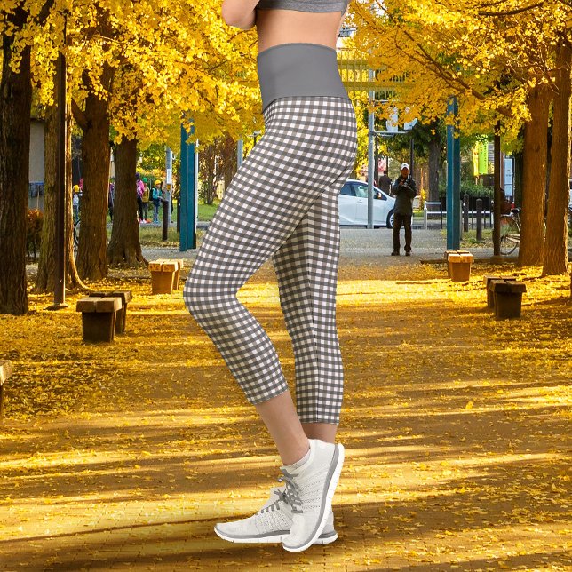 Leggings Capri Gingham Gris Oscuro (Gingham Dark Grey Capri Leggings)