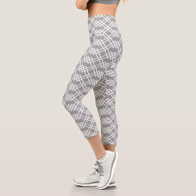 Leggings Capri Gris geométrico moderno de Entramado y blanco (Izquierda)