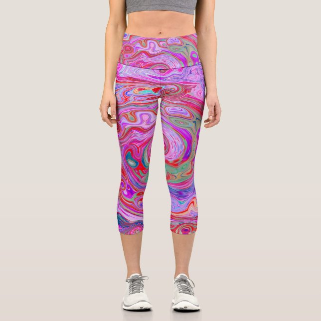 Leggings Capri Groovy Resumen Retro Rojo, Púrpura y Rosa Swirl (Anverso)