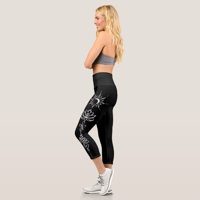 Leggings Capri Grupo Silver Unalome (Izquierda)