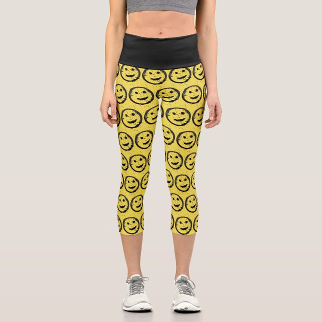 Leggings Capri Guay Seted Happy Sonriente patrón de cara amarillo (Anverso)