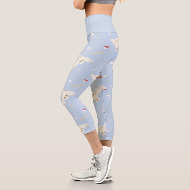 Leggings Capri Hedwig Owl Post Letters and Books Pattern (Izquierda)