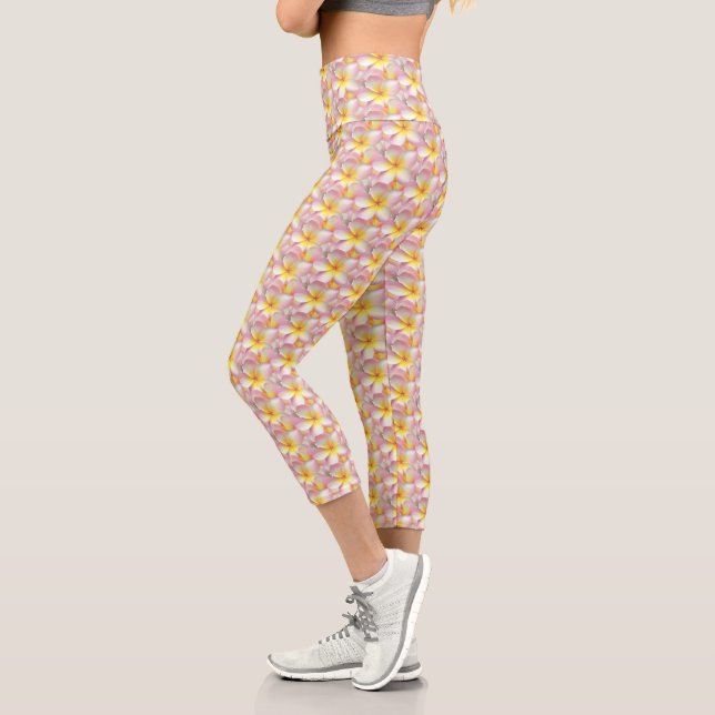 Leggings Capri Hermosas flores de plumeria del Pastel Frangipani (Izquierda)
