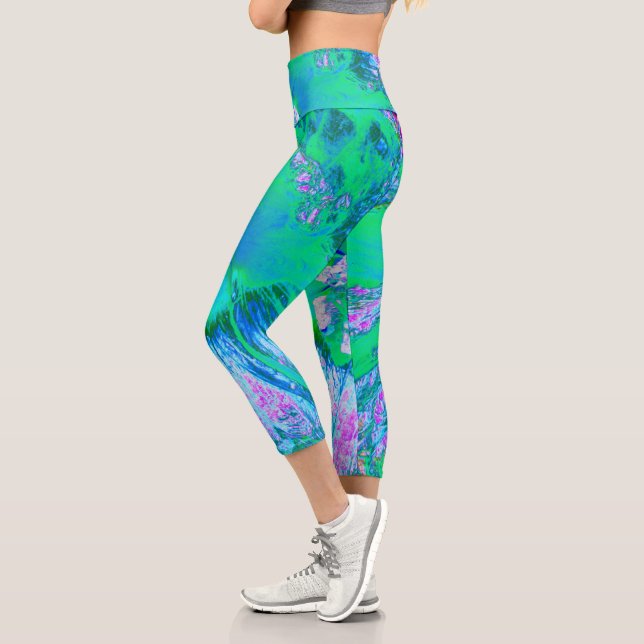 Leggings Capri Hibiscus psicodélico retro verde y rosa caliente (Izquierda)